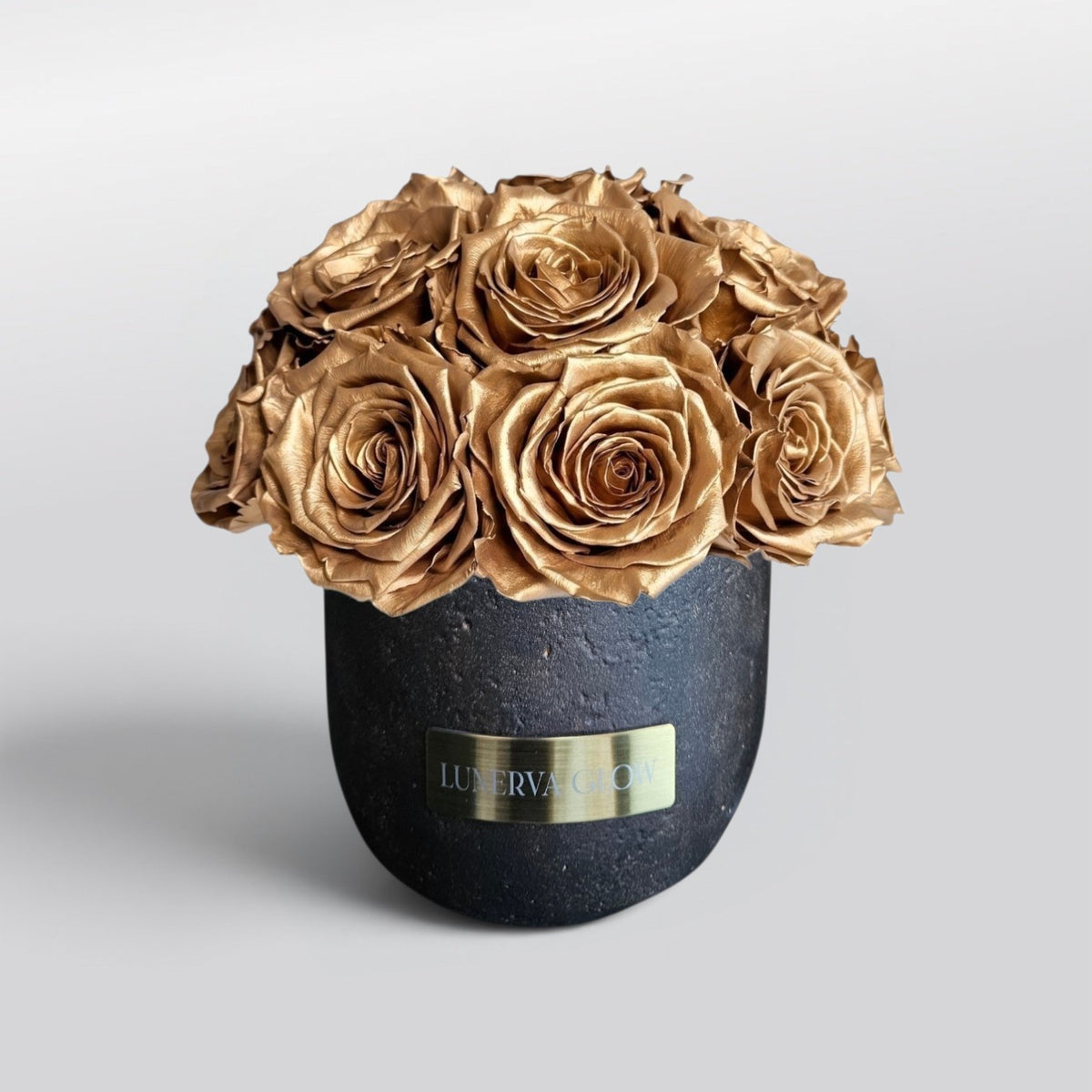 Black Solid Vase S | Metallic Gold