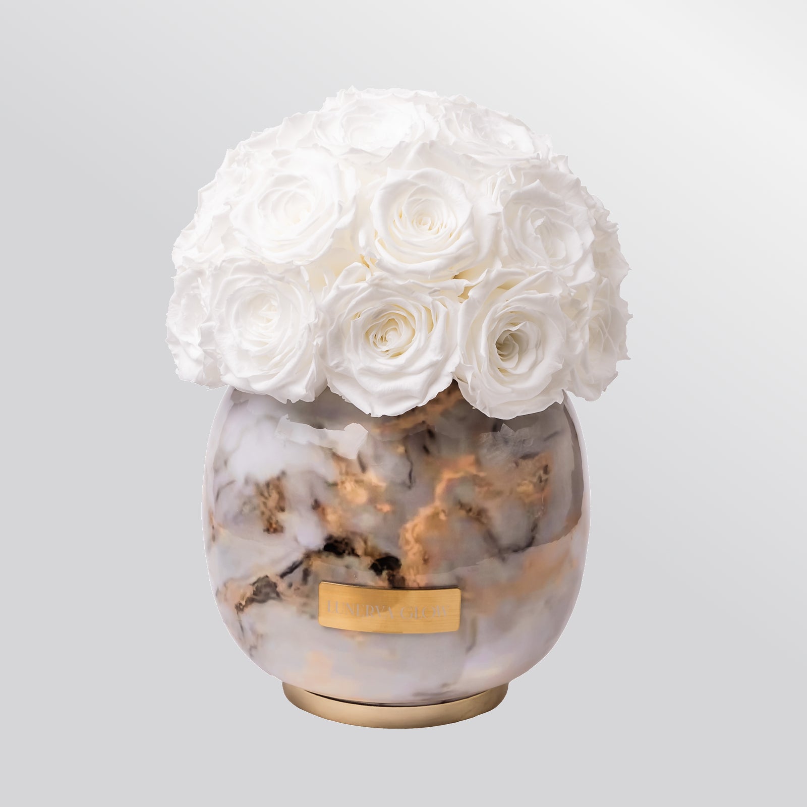 Konservierte Rosen in einer Metallvase in Marmor Optik - Lunerva Glow