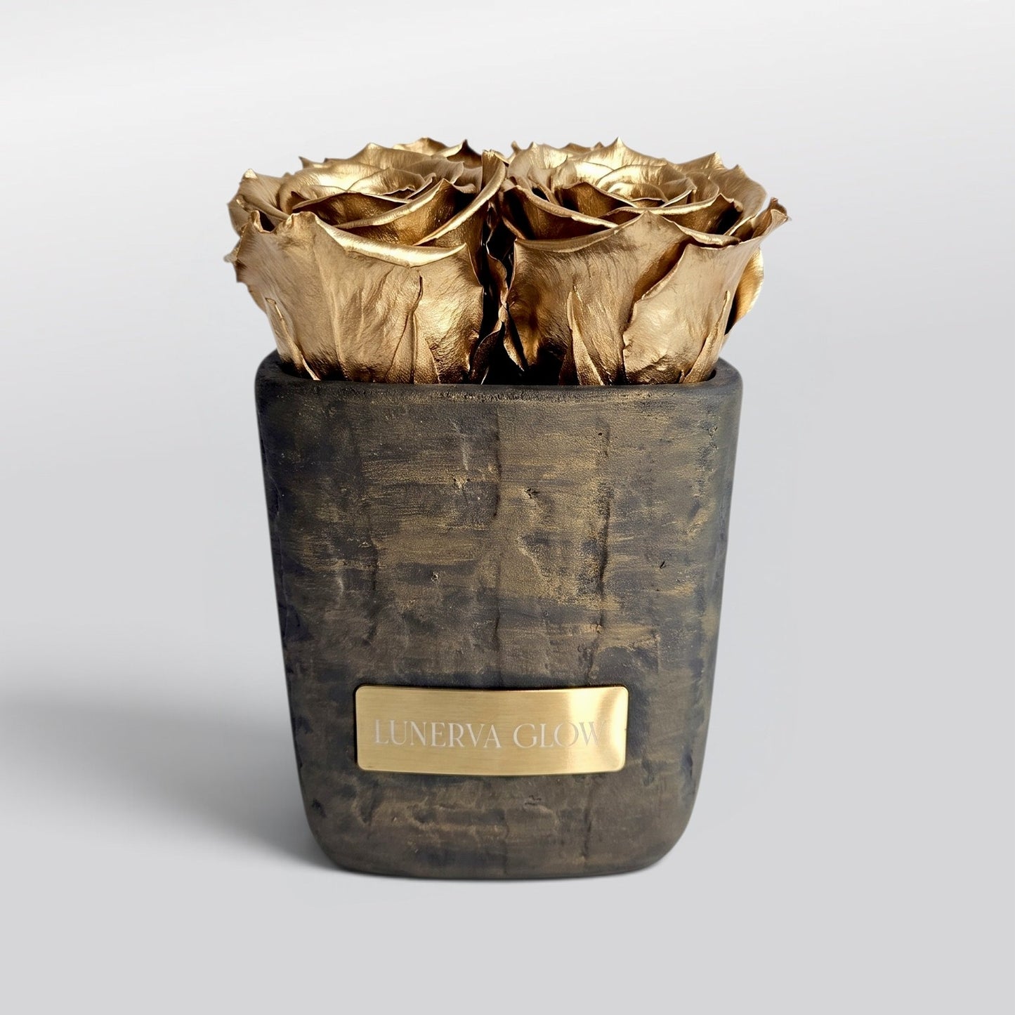 Square Vase Gold/Black| White