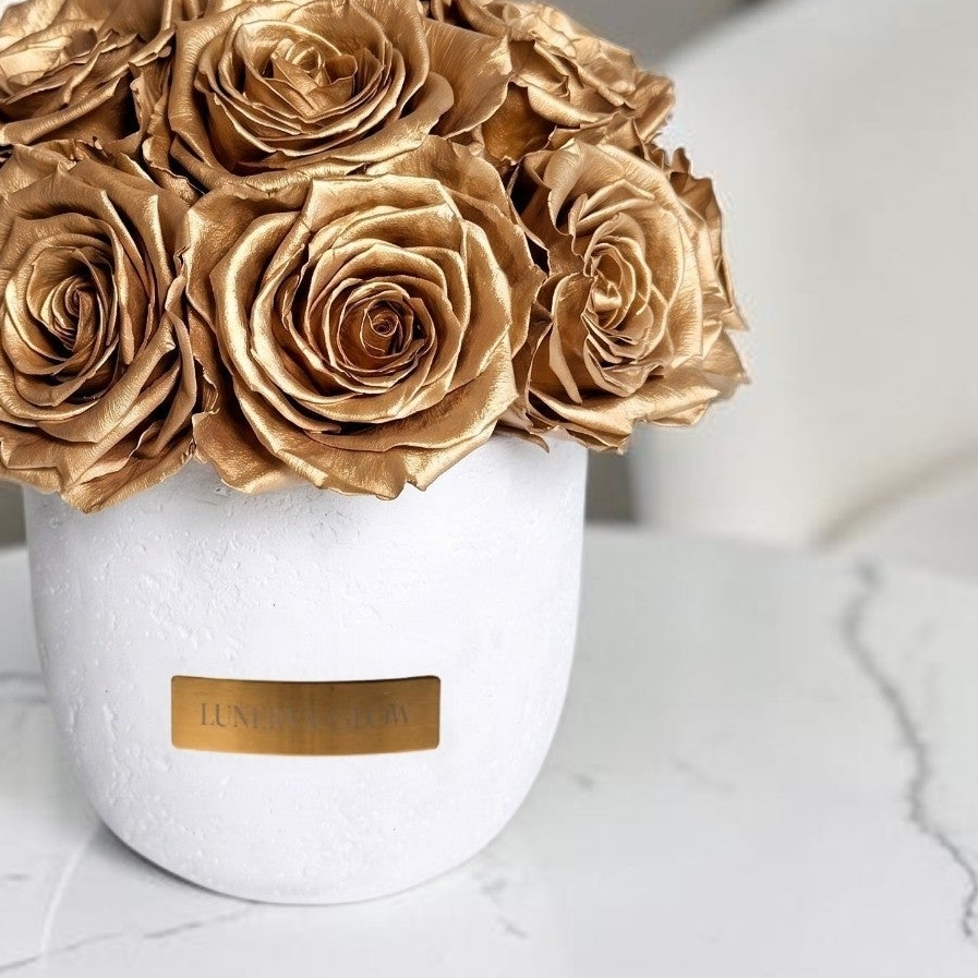 White Solid Vase | Gold